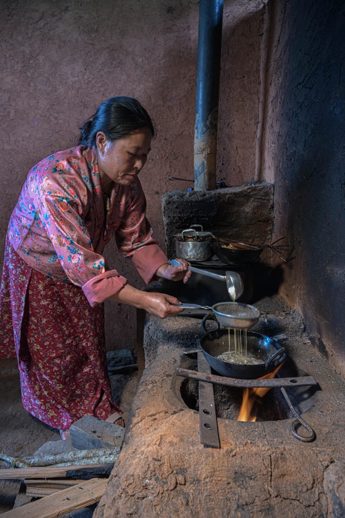 Aum Kinley demonstrates how to make Jatsa Gongdo in her kitchen